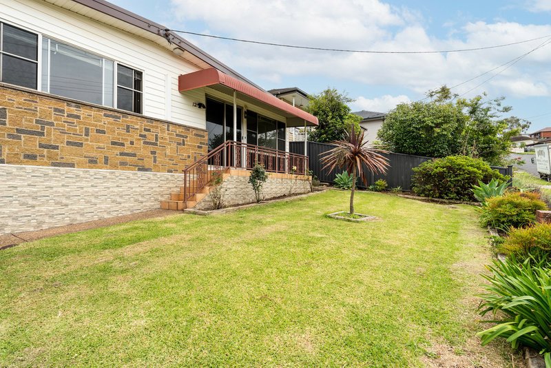 Photo - 12 Barbara Avenue, Warrawong NSW 2502 - Image 15