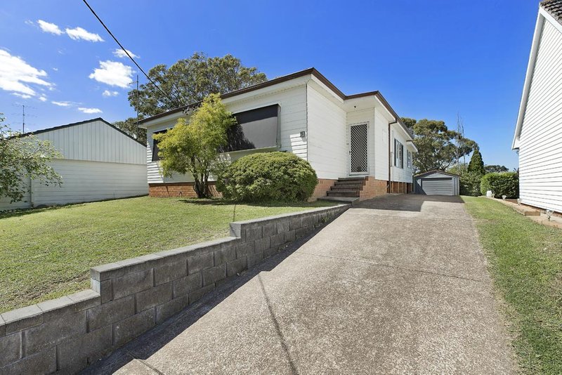 Photo - 12 Barina Avenue, Kilaben Bay NSW 2283 - Image 4