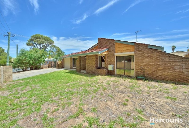 Photo - 12 Barnes Way, Mandurah WA 6210 - Image 2