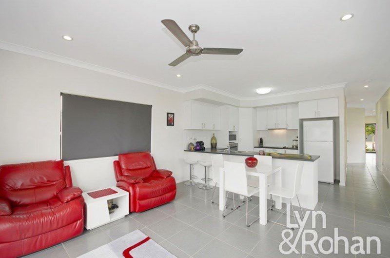 Photo - 12 Baros Street, Burdell QLD 4818 - Image 2