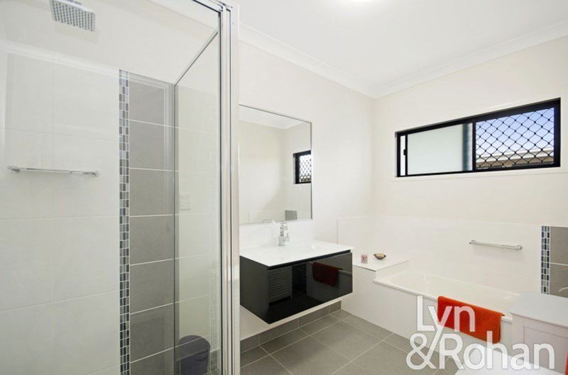 Photo - 12 Baros Street, Burdell QLD 4818 - Image 10