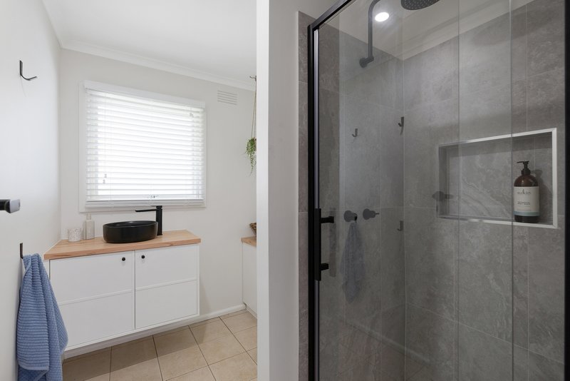 Photo - 12 Barry Street, Sunderland Bay VIC 3922 - Image 7
