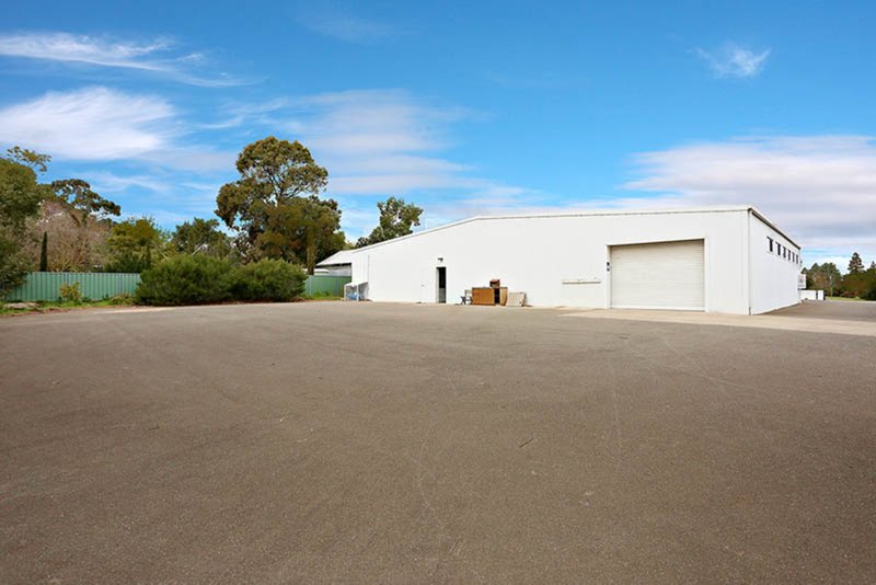 Photo - 12 Basedow Road, Tanunda SA 5352 - Image 8