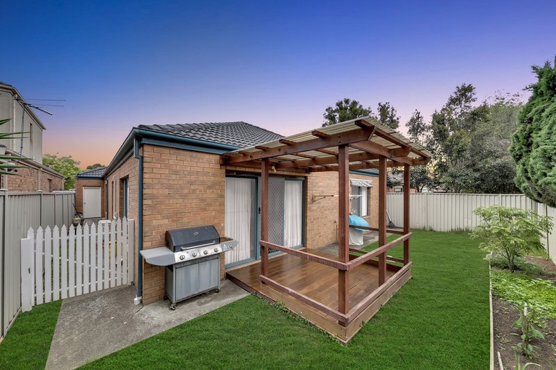 Photo - 12 Bay Meadow Green, Craigieburn VIC 3064 - Image 23