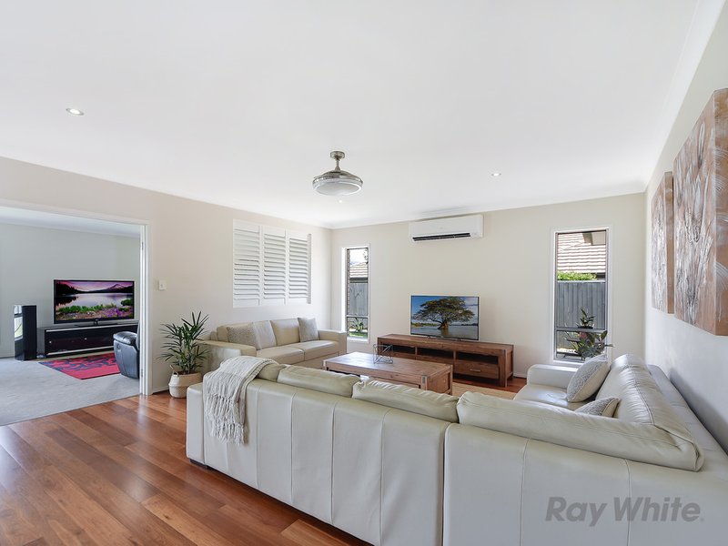 Photo - 12 Baybreeze Crescent, Murrumba Downs QLD 4503 - Image 10