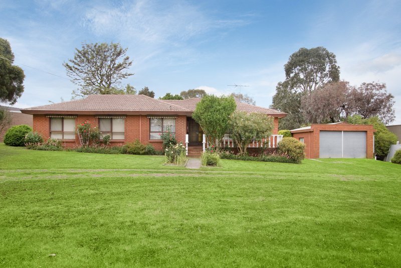 12 Bayview Road, Officer VIC 3809