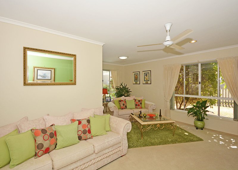 Photo - 12 Beach Drive, Burrum Heads QLD 4659 - Image 9