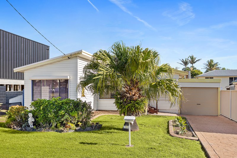 Photo - 12 Beach Road, Barrack Point NSW 2528 - Image 2