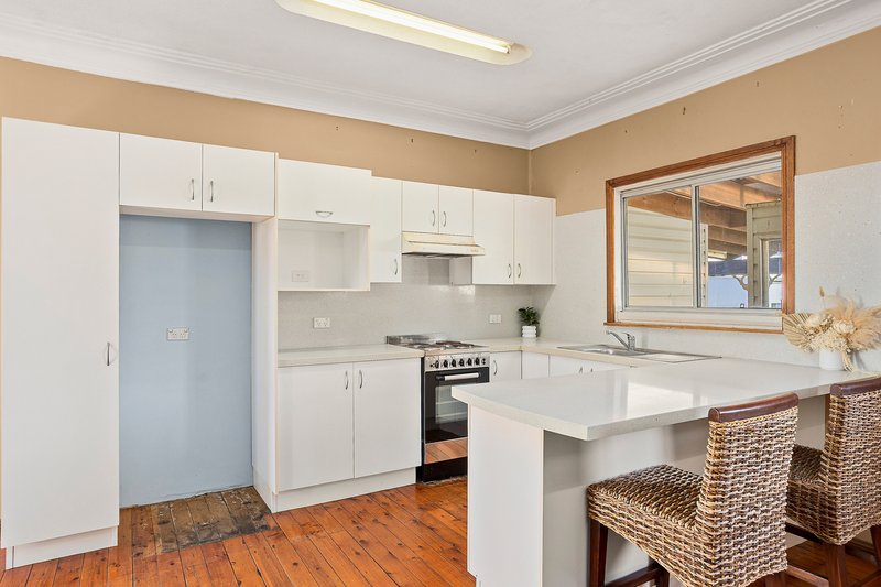 Photo - 12 Beach Road, Barrack Point NSW 2528 - Image 4
