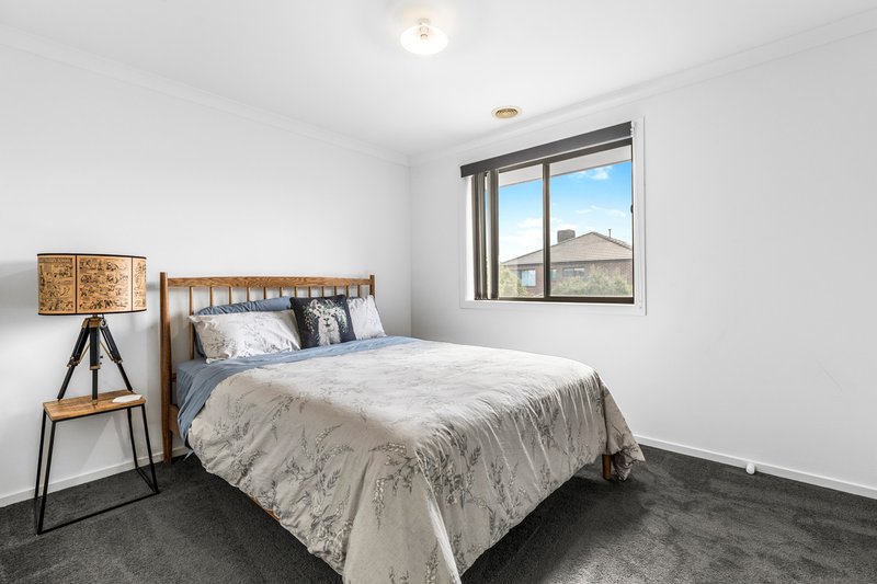 Photo - 12 Beckett Way, Williams Landing VIC 3027 - Image 13