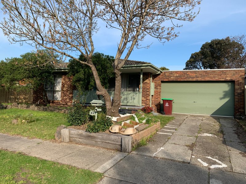 12 Beckington Crescent, Hampton Park VIC 3976