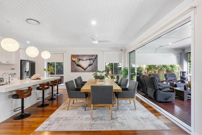 Photo - 12 Bedarra Street, Redland Bay QLD 4165 - Image 5
