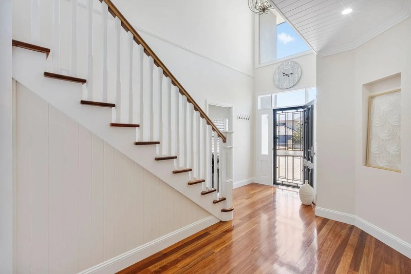Photo - 12 Bedarra Street, Redland Bay QLD 4165 - Image 7