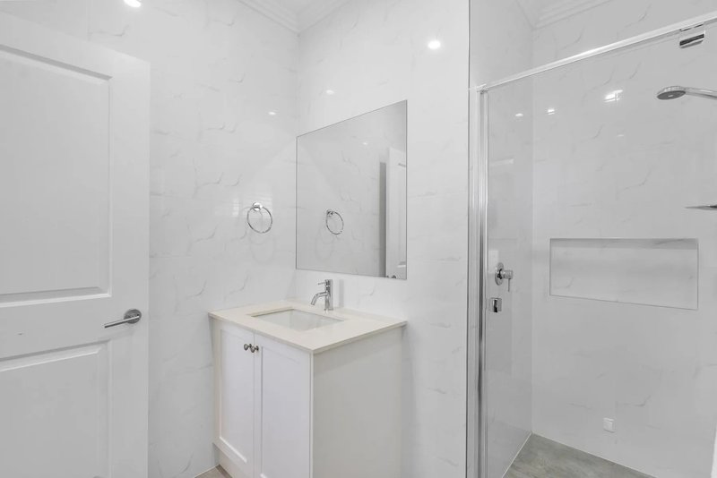 Photo - 12 Bedarra Street, Redland Bay QLD 4165 - Image 12