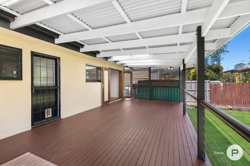 Photo - 12 Bedser Street, Macgregor QLD 4109 - Image 8