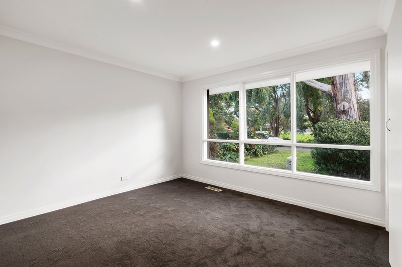 Photo - 12 Beilby Close, Upper Ferntree Gully VIC 3156 - Image 6