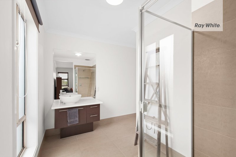 Photo - 12 Belleview Crescent, Beveridge VIC 3753 - Image 7