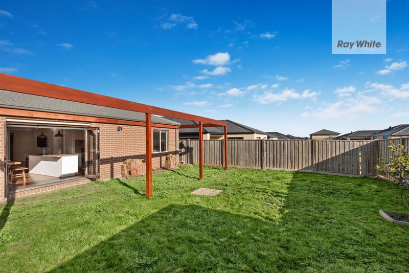 Photo - 12 Belleview Crescent, Beveridge VIC 3753 - Image 8