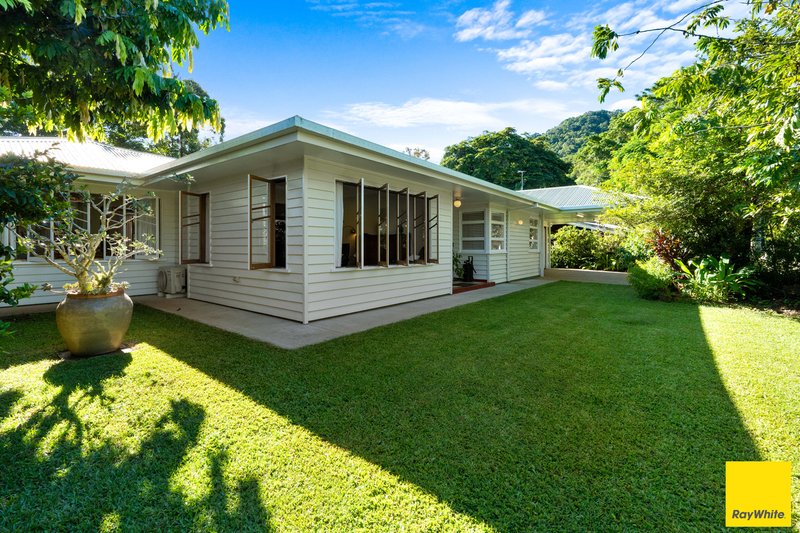 12 Bellevue Crescent, Edge Hill QLD 4870