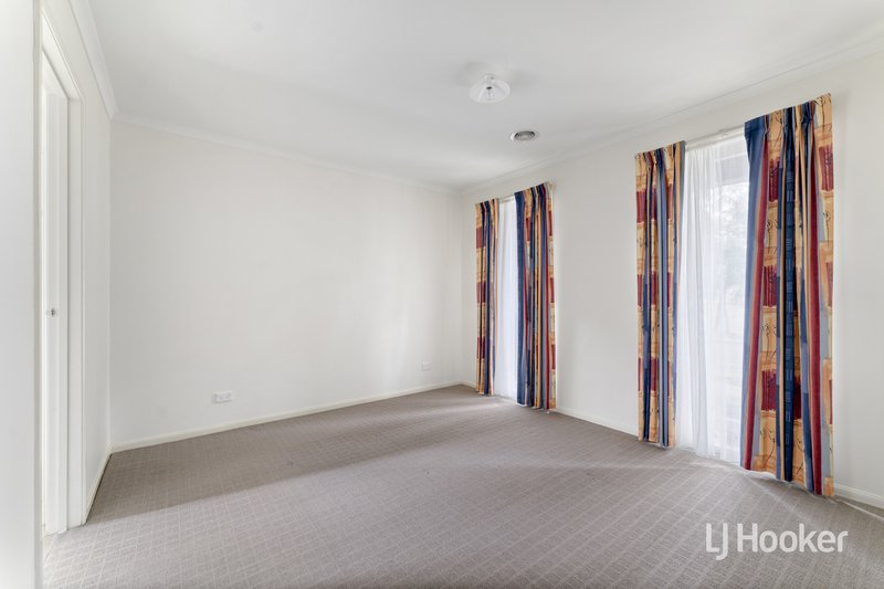Photo - 12 Bellinger Crescent, Wyndham Vale VIC 3024 - Image 2