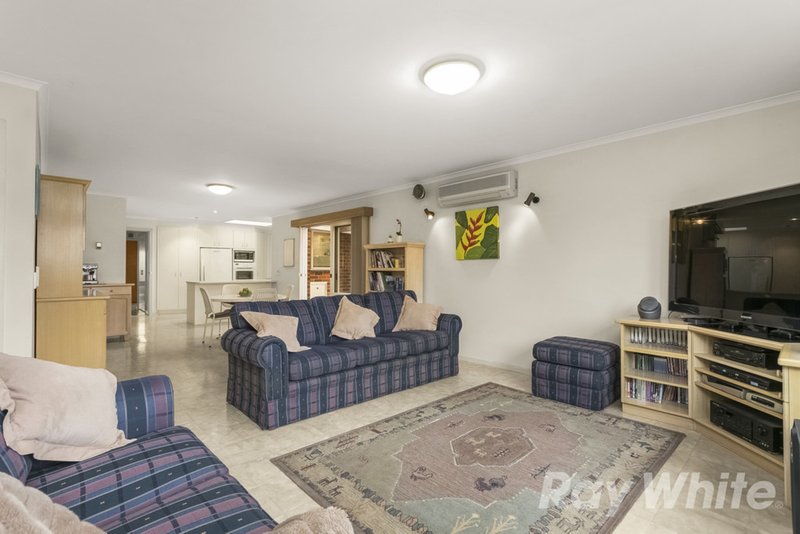 Photo - 12 Bellini Avenue, Wheelers Hill VIC 3150 - Image 6