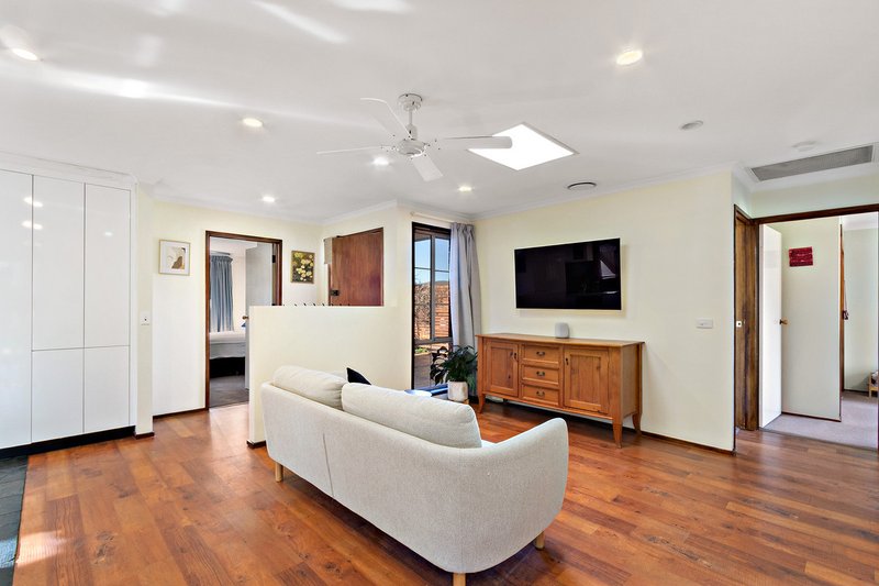 Photo - 12 Benson Crescent, Calwell ACT 2905 - Image 5
