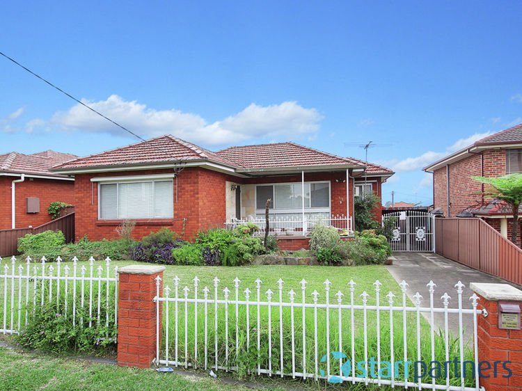 12 Beresford Road, Greystanes NSW 2145