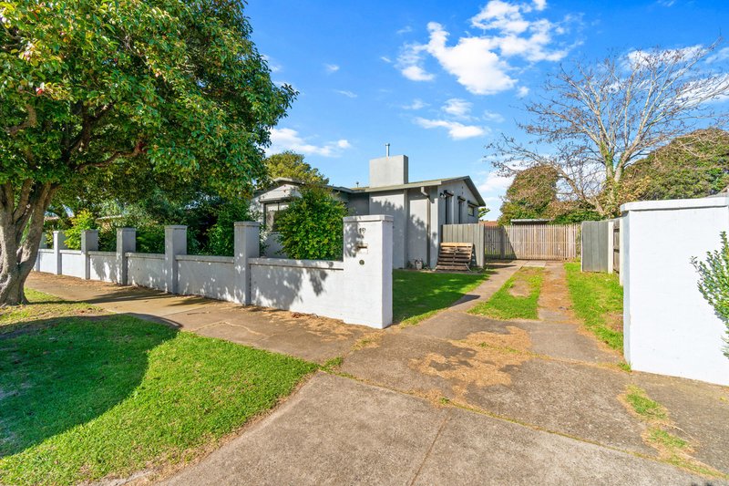 Photo - 12 Bergen Crescent, Sale VIC 3850 - Image 2