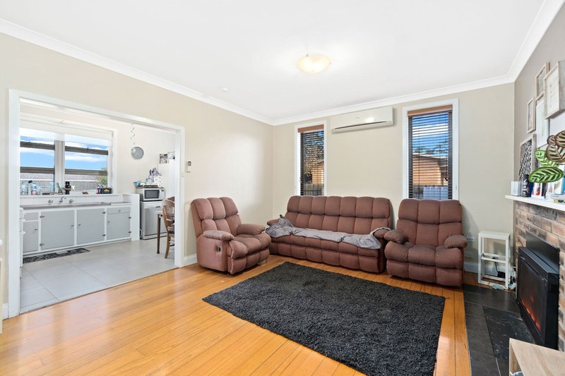 Photo - 12 Bergen Crescent, Sale VIC 3850 - Image 3