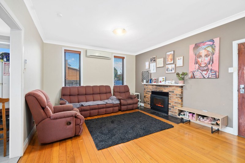 Photo - 12 Bergen Crescent, Sale VIC 3850 - Image 4