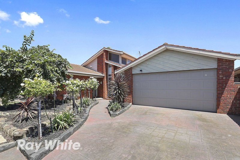 12 Bernard Court, Lara VIC 3212