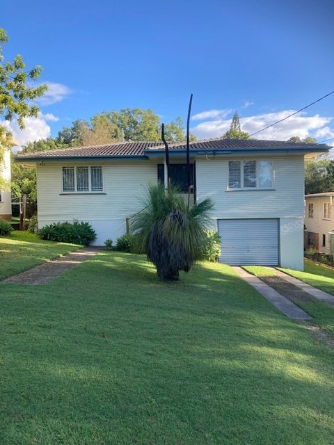 12 Best St , Brighton QLD 4017