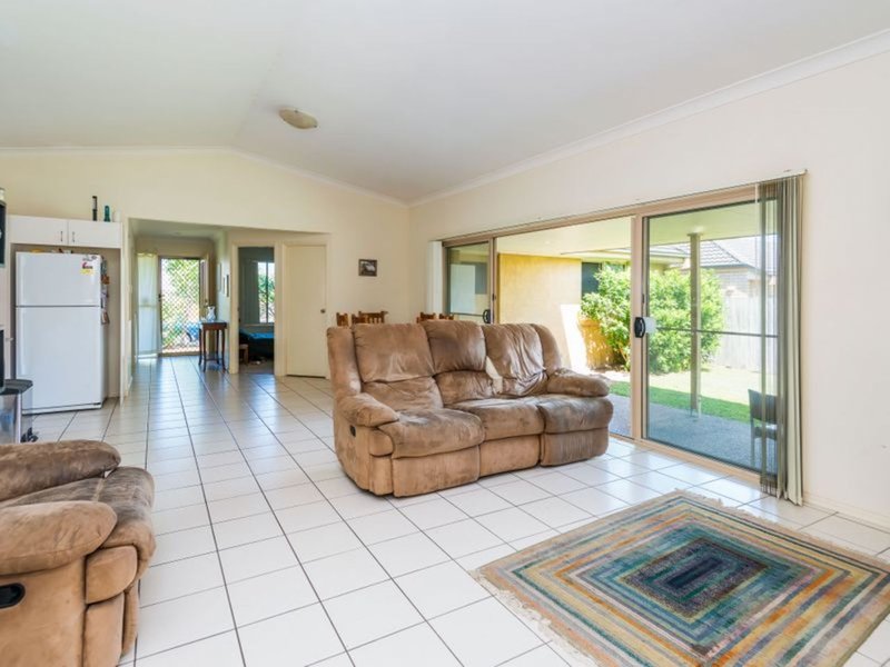 Photo - 12 Bethany Place, Upper Coomera QLD 4209 - Image 7