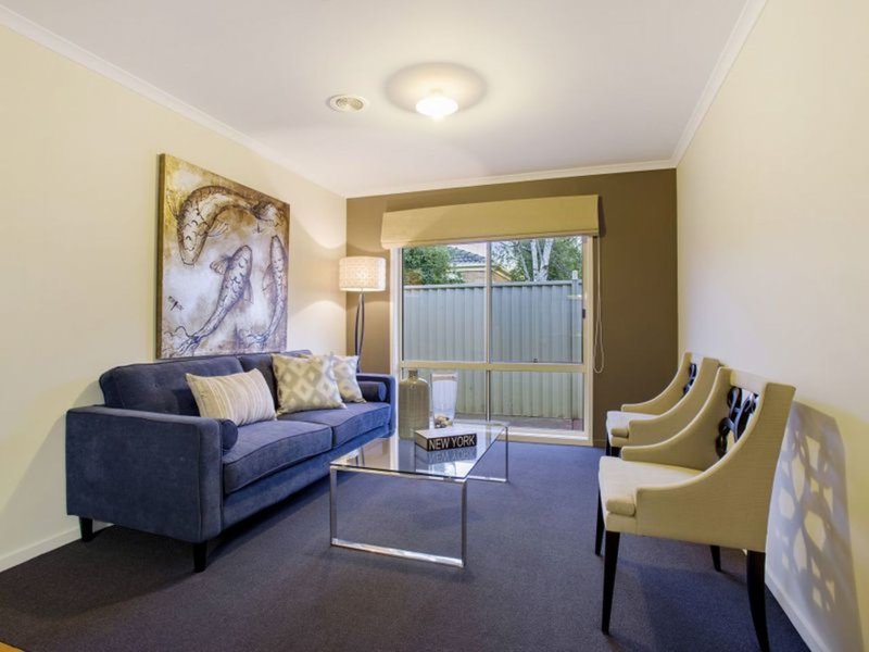 Photo - 12 Beveridge Court, Point Cook VIC 3030 - Image 7