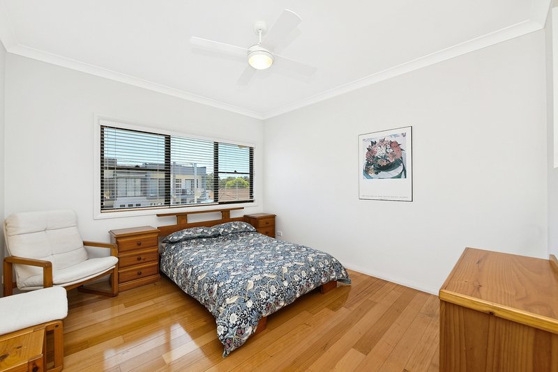 Photo - 12 Beverley Crescent, Marsfield NSW 2122 - Image 6