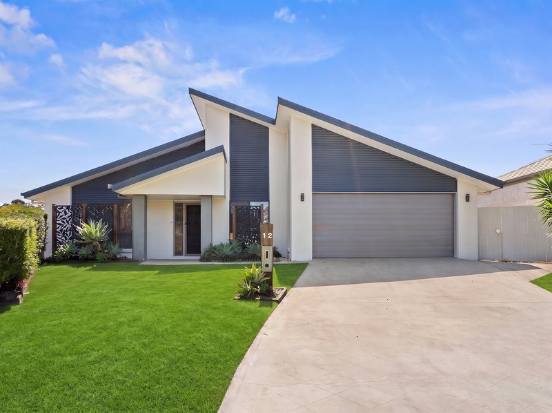 Photo - 12 Biggera Court, Sandstone Point QLD 4511 - Image 1