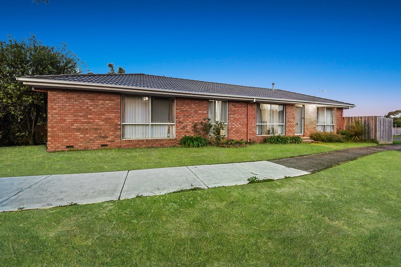 12 Bill Place, Hampton Park VIC 3976