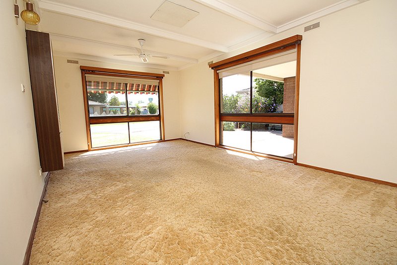 Photo - 12 Birch Avenue, Horsham VIC 3400 - Image 5