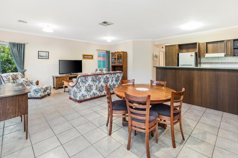 Photo - 12 Birch Court, Wyndham Vale VIC 3024 - Image 7