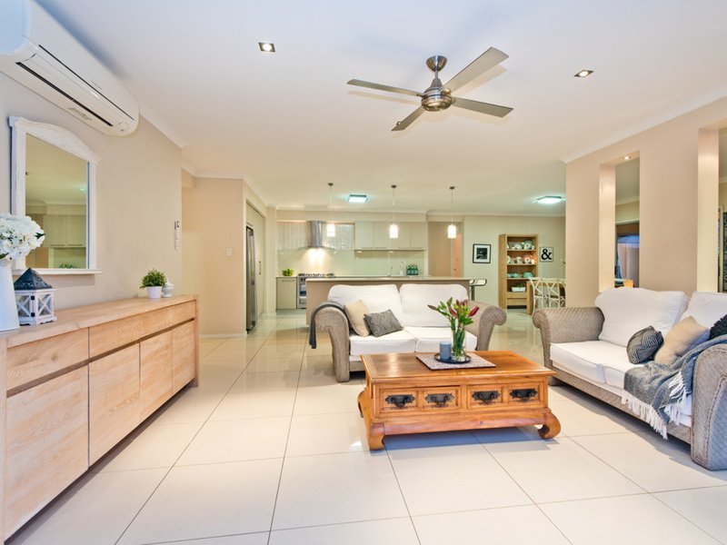 Photo - 12 Blackall Road, Murrumba Downs QLD 4503 - Image 14