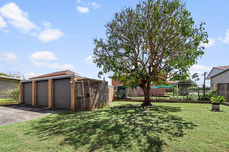 Photo - 12 Blackwood Road, Geebung QLD 4034 - Image 2