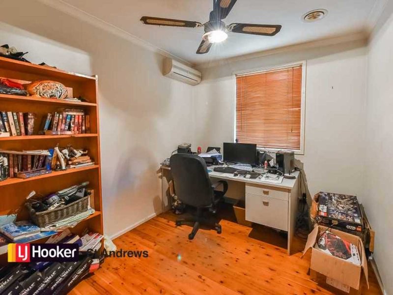 Photo - 12 Blairgowrie Circuit, St Andrews NSW 2566 - Image 6