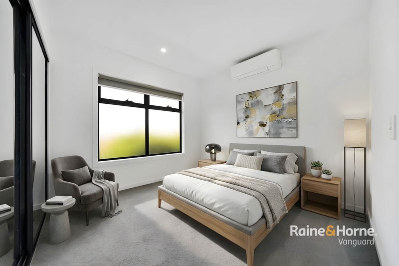 Photo - 12 Bliburg Street, Jacana VIC 3047 - Image 8