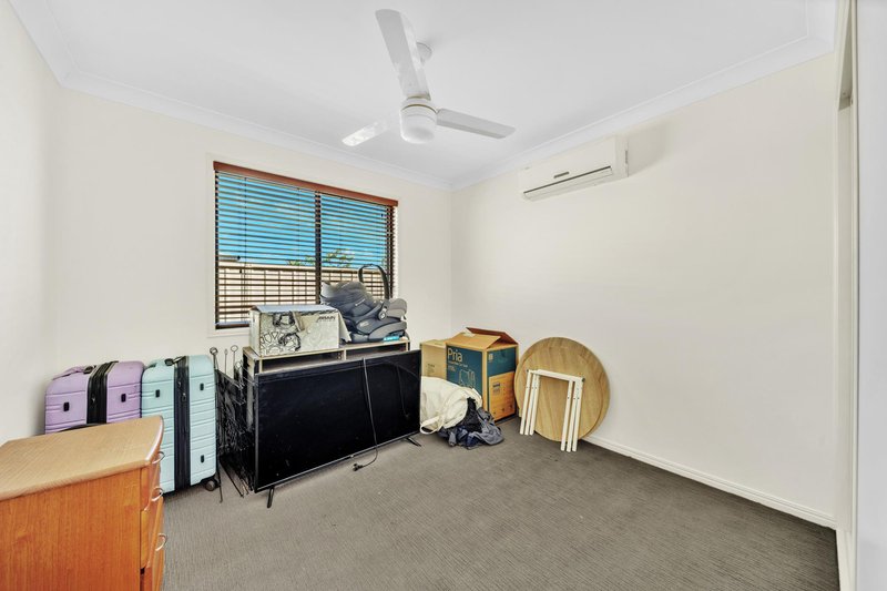 Photo - 12 Blue Gums Drive, Emerald QLD 4720 - Image 12