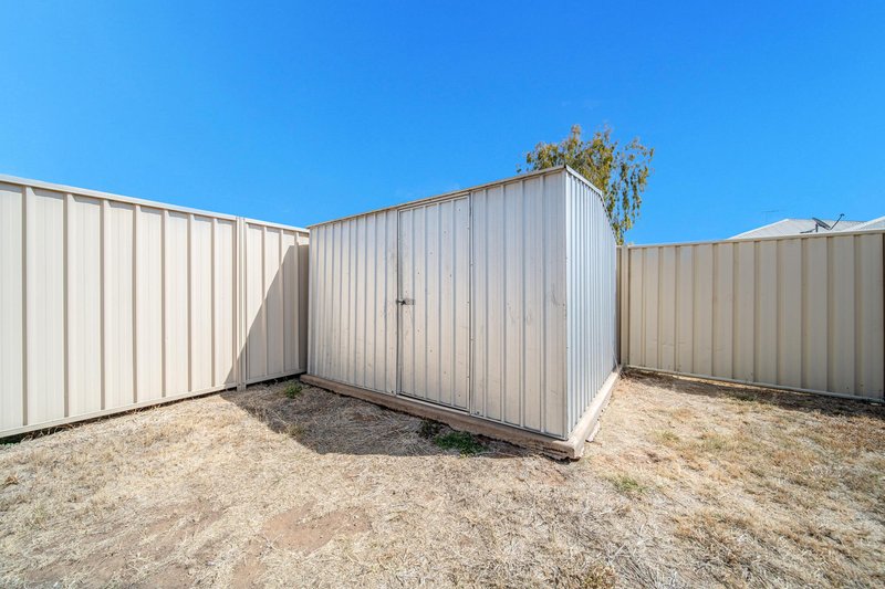 Photo - 12 Blue Gums Drive, Emerald QLD 4720 - Image 19