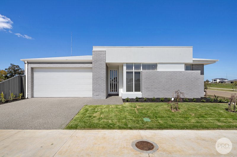 12 Blythen Road, Lucas VIC 3350