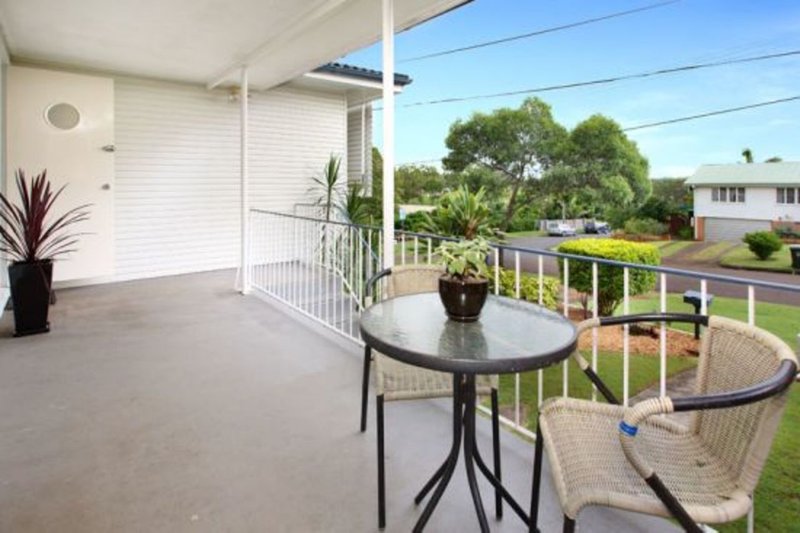 Photo - 12 Boambillee Street, Mount Gravatt East QLD 4122 - Image 12