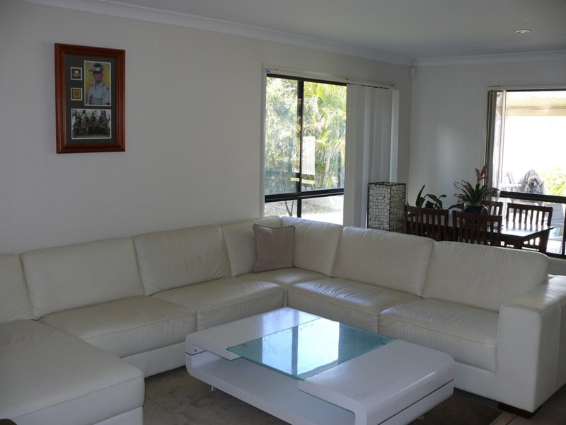 Photo - 12 Bodacious Terrace, Pimpama QLD 4209 - Image 2