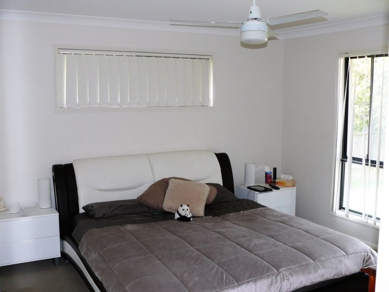 Photo - 12 Bodacious Terrace, Pimpama QLD 4209 - Image 3