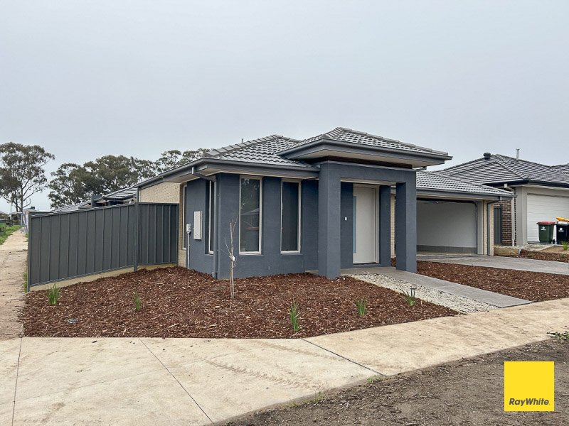 Photo - 12 Boldiston Crescent, Huntly VIC 3551 - Image 1